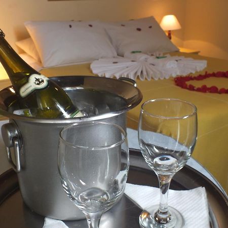 אריאל דו קאבו Pousada Hotel Praia Dos Anjos מראה חיצוני תמונה